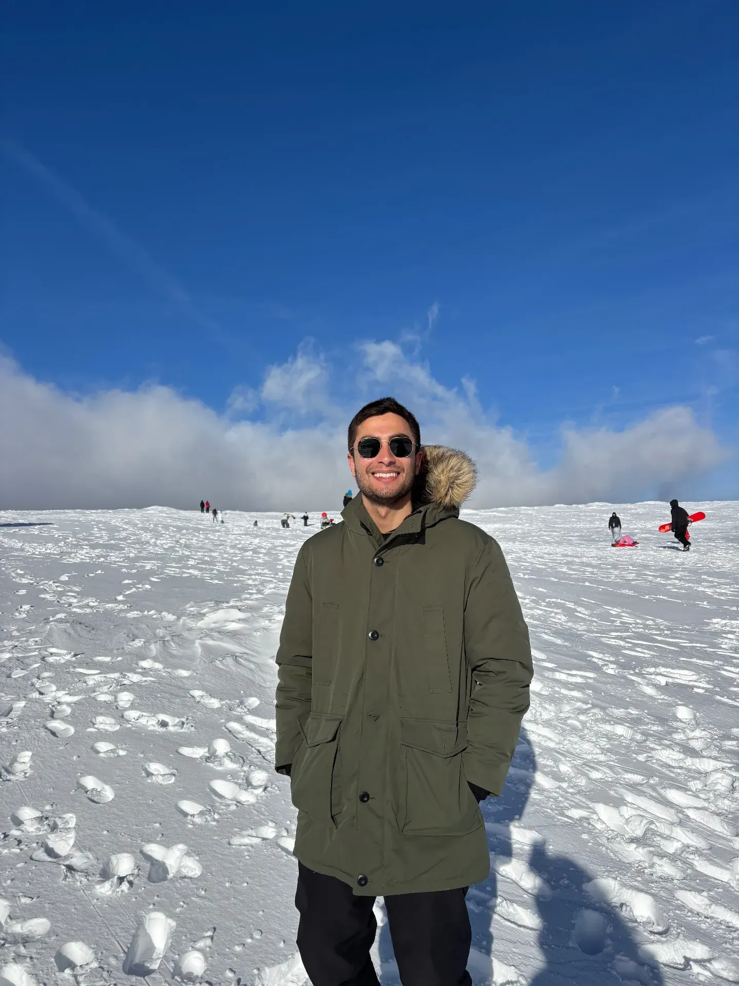 Mateus, your friendly local host for private walking tours in Coimbra